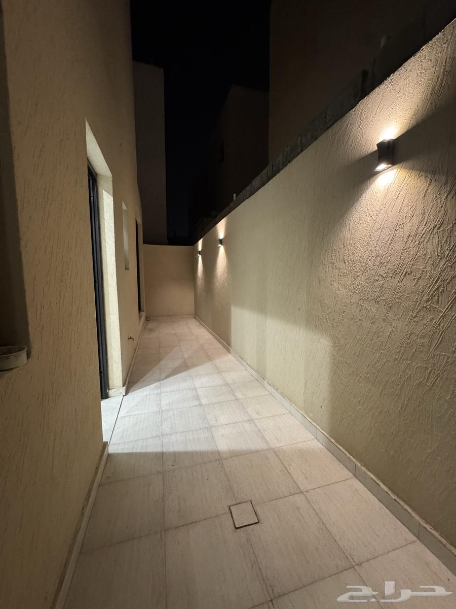 7 bedroom villa in Dahiat King Fahd 16