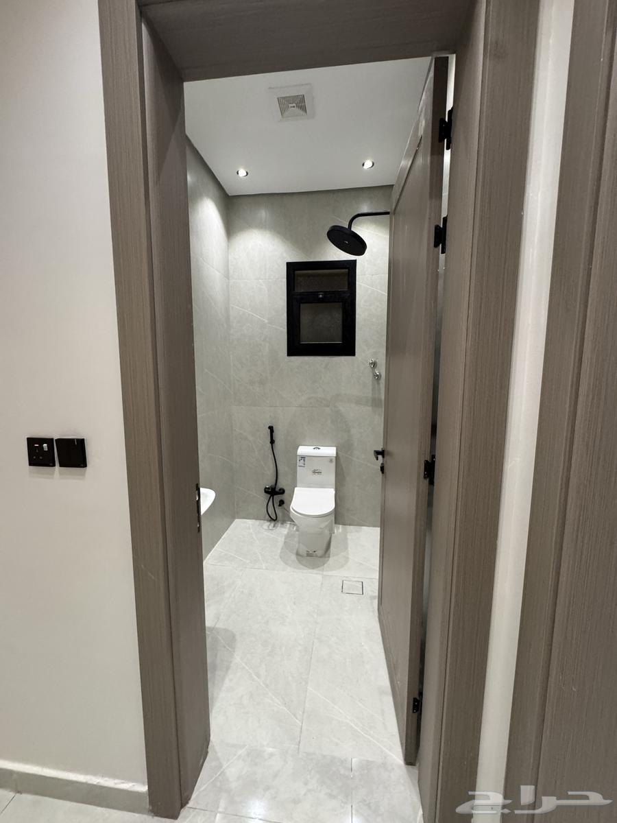 7 bedroom villa in Dahiat King Fahd 20