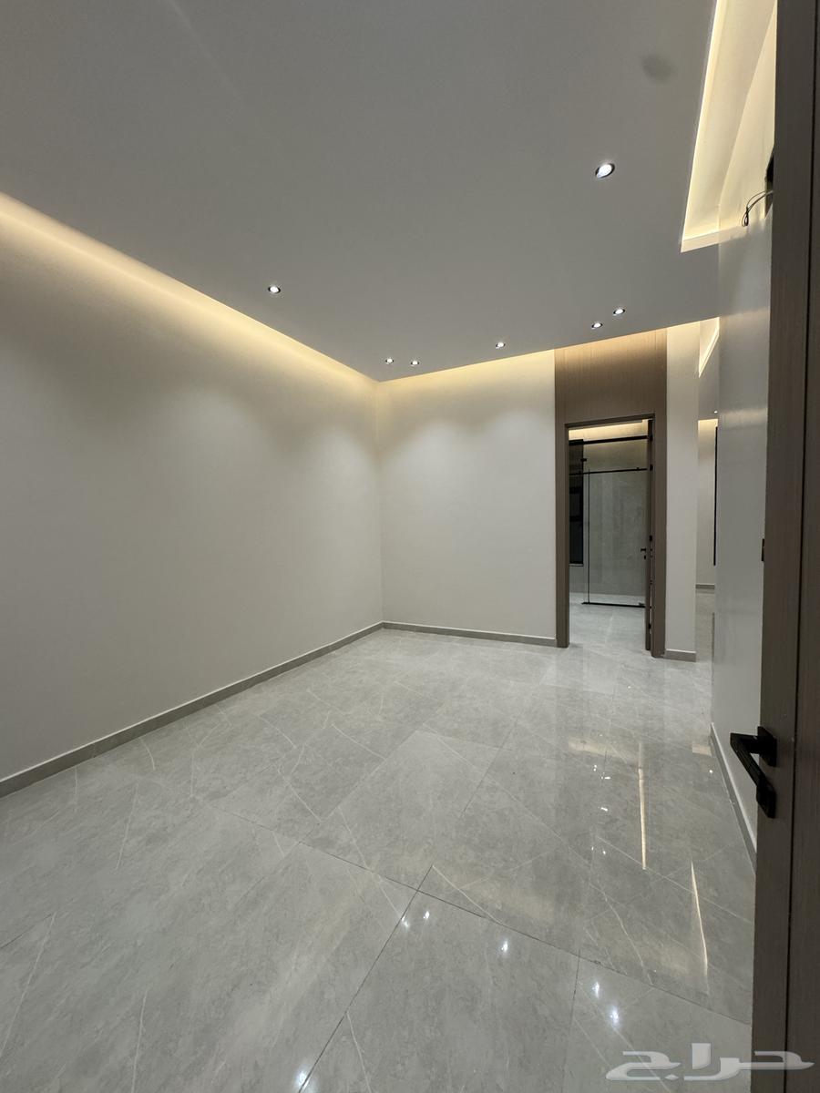 7 bedroom villa in Dahiat King Fahd 22