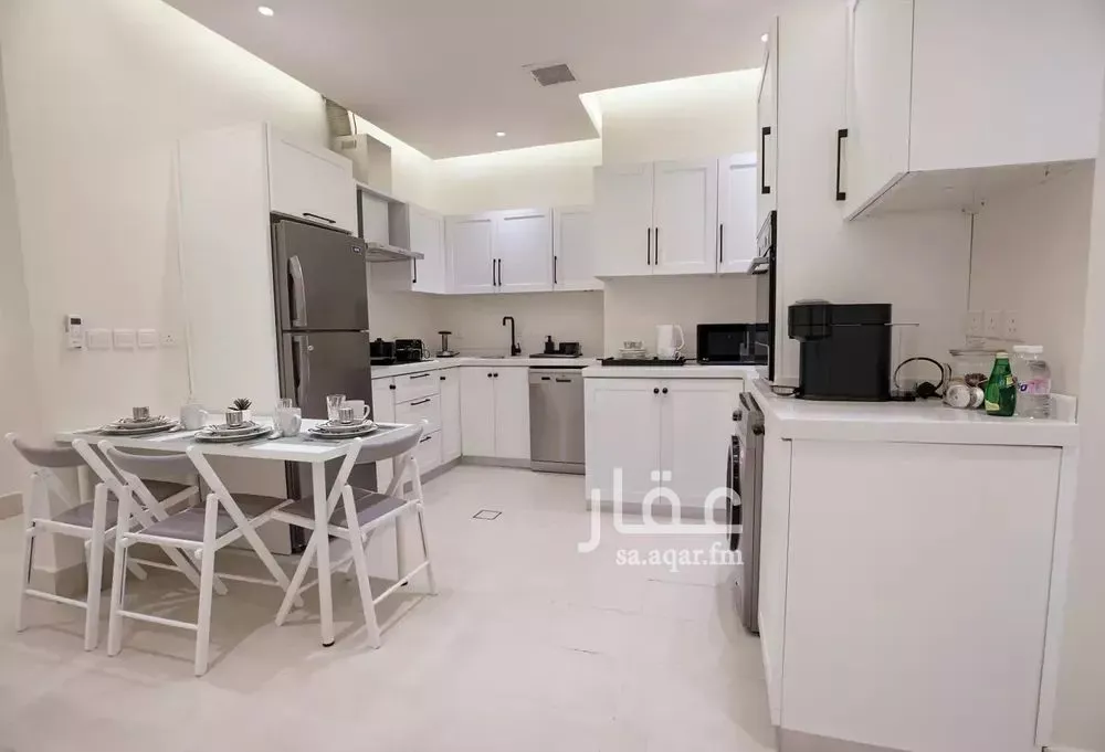 3 bedroom apartment in Al Yasmin 6