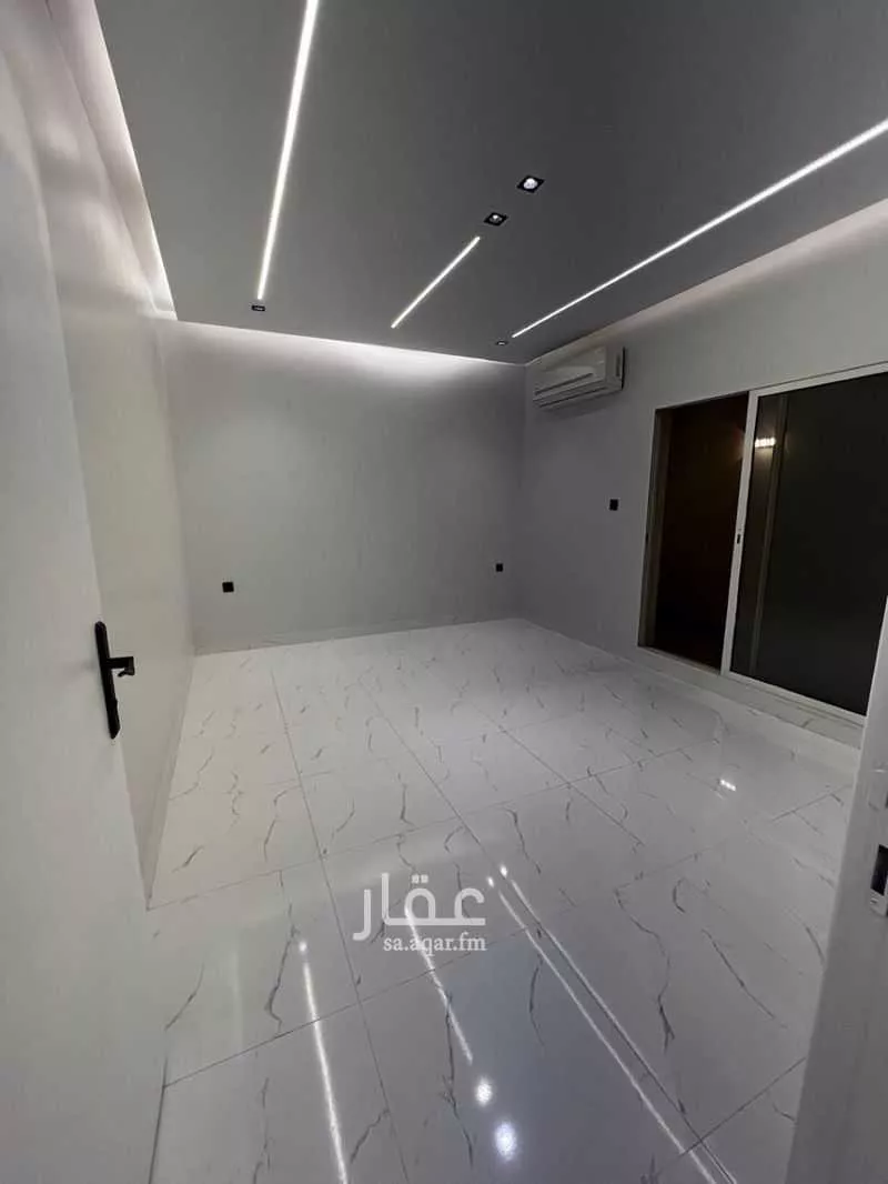 5 bedroom apartment in Al Yarmouk 11