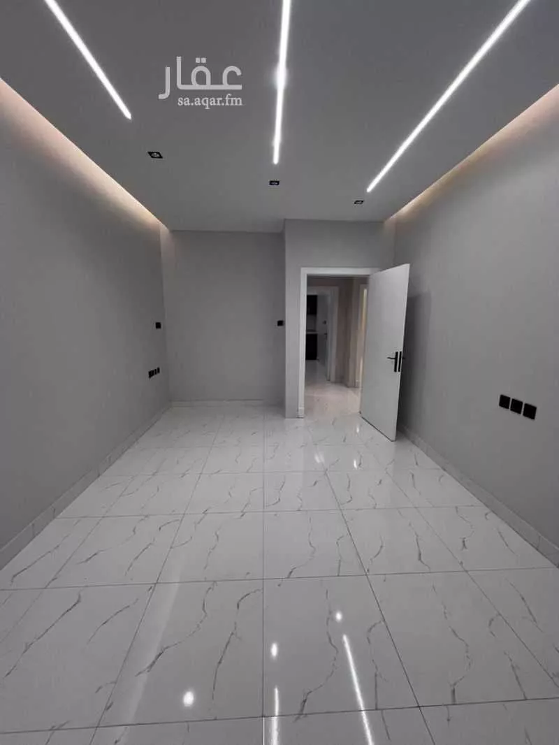5 bedroom apartment in Al Yarmouk 13