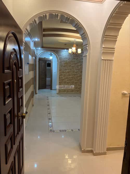 شقة 4 غرف في النسيم 5