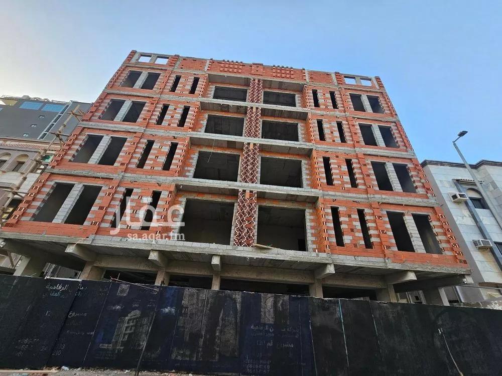 شقة 5 غرف في النزهة 1