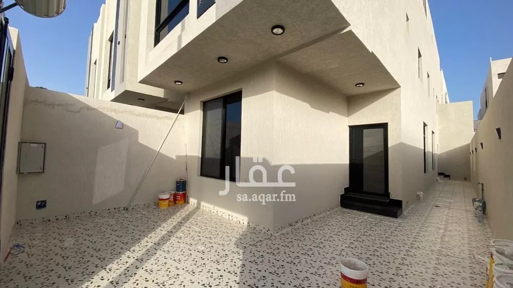 فيلا 7 غرف في اللؤلؤ 3