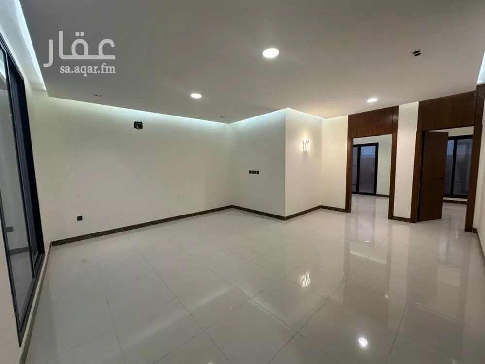فيلا 9 غرف في الصواري 8