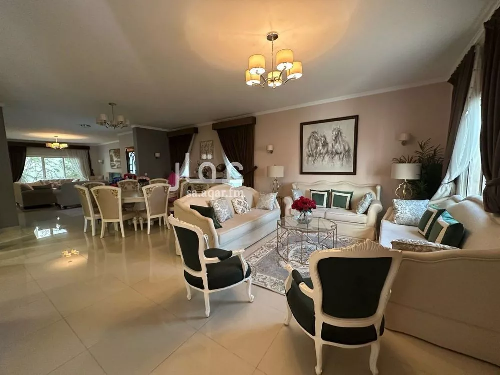 فيلا 7 غرف في الأمواج 4