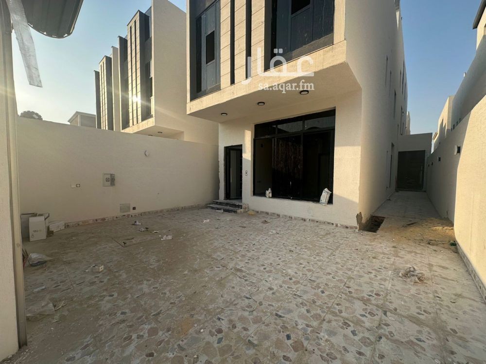4 bedroom villa in Al Amwaj, Eastern Province 5