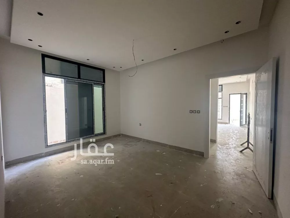 7 bedroom villa in Al Amwaj 3