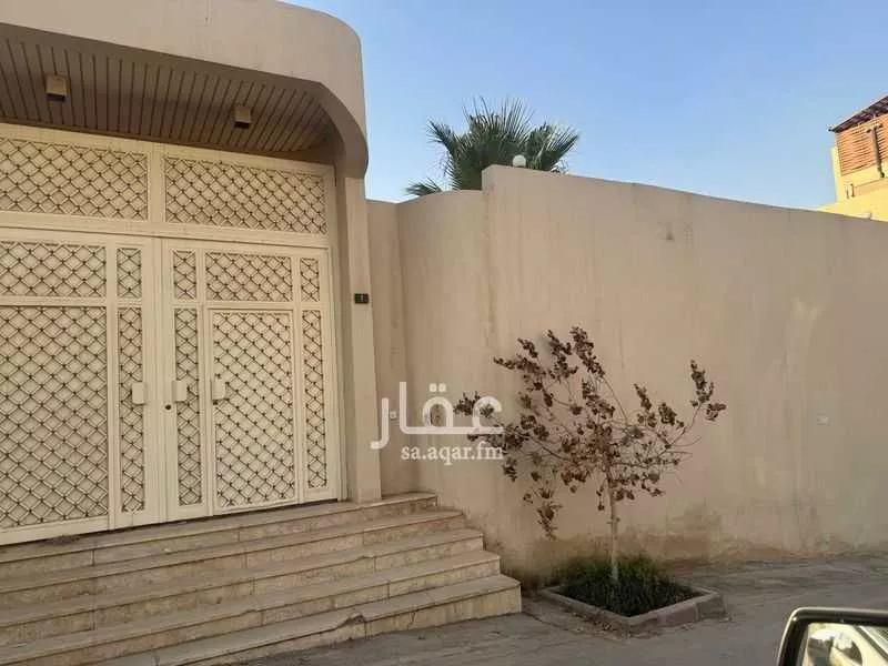 فيلا 8 غرف في الربوة 4