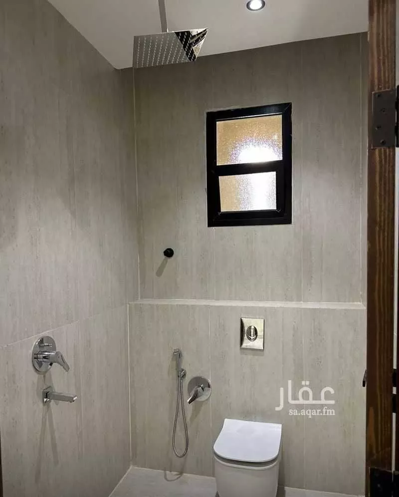 فيلا 5 غرف في الجنادرية 2