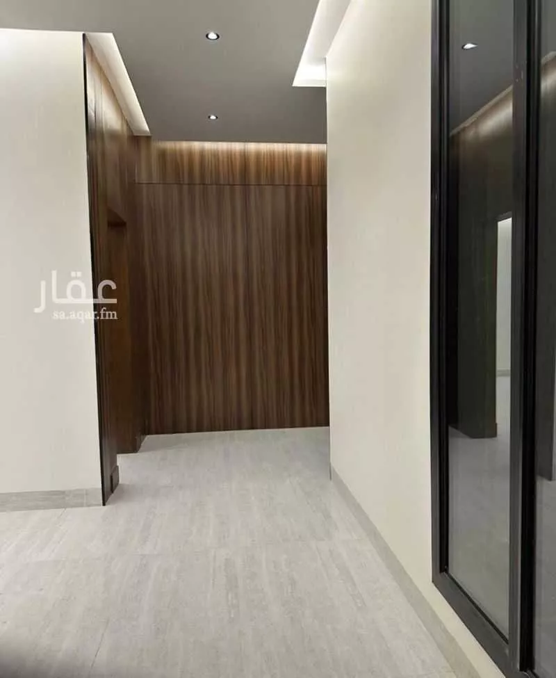 فيلا 5 غرف في الجنادرية 3