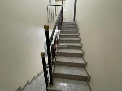 فيلا 7 غرف في الخزامى 5