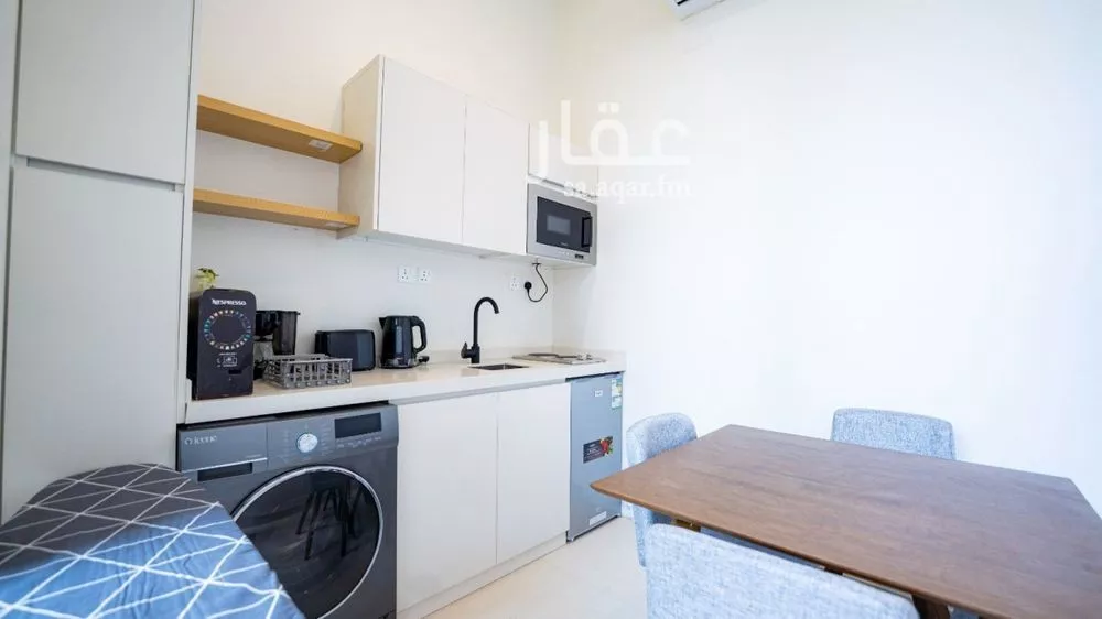 شقة 1 غرف في النرجس 5