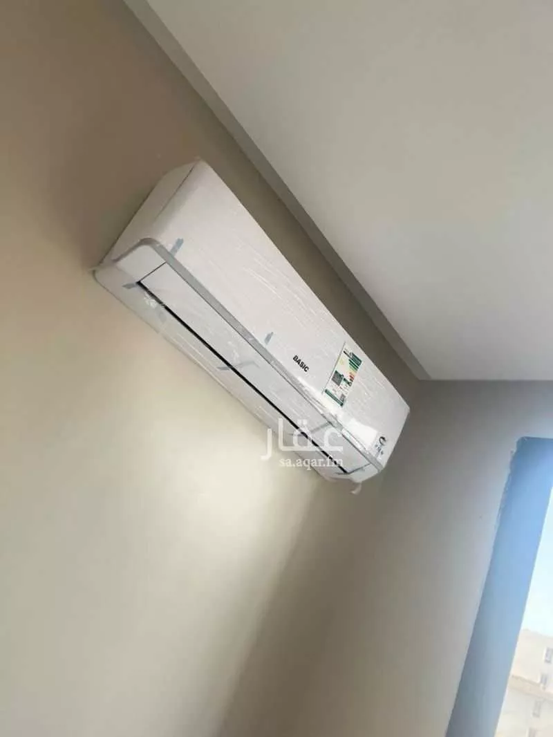 شقة 5 غرف في الحمرا 3