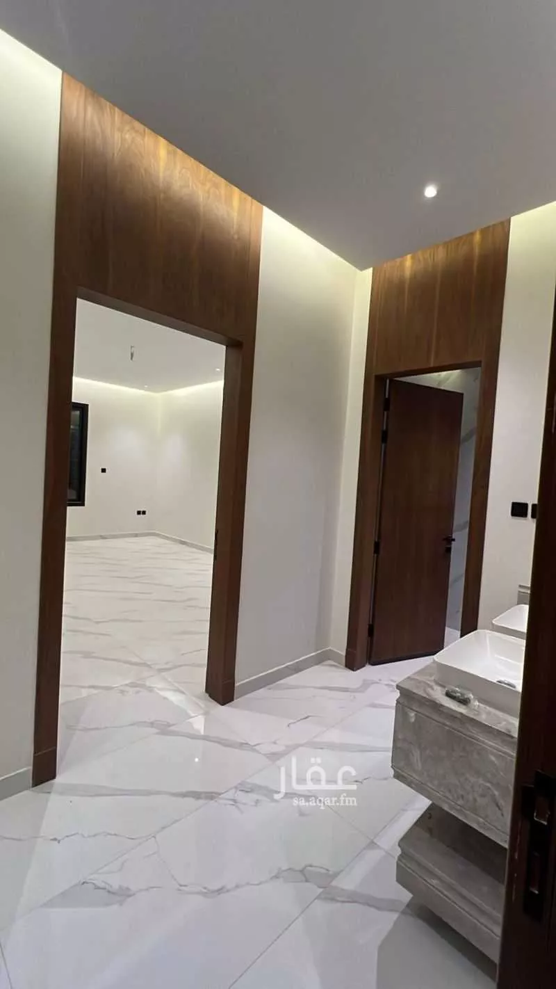 3 bedroom floor in Al Qairawan 5