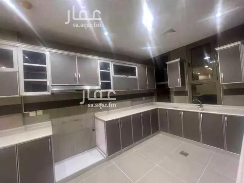 4 bedroom apartment in Al Hamra 4