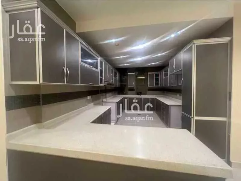 4 bedroom apartment in Al Hamra 5