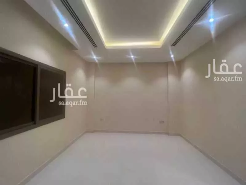 شقة 4 غرف في الحمرا 9
