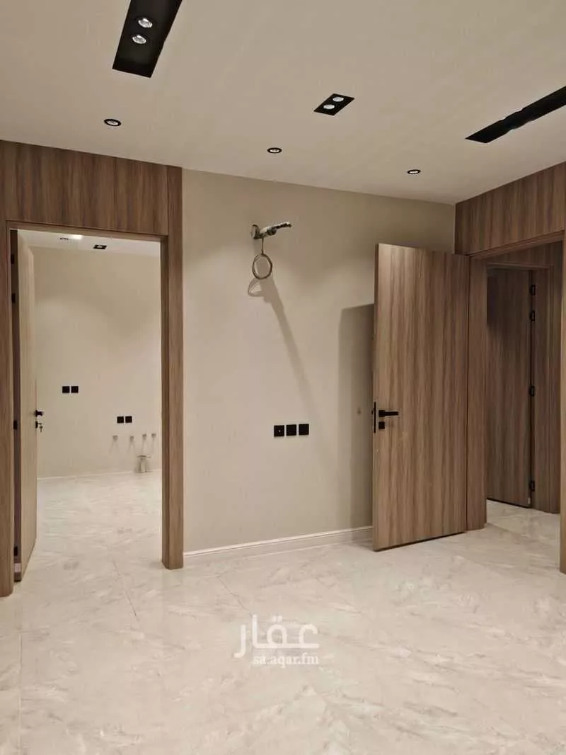 شقة 4 غرف في الروابي 2