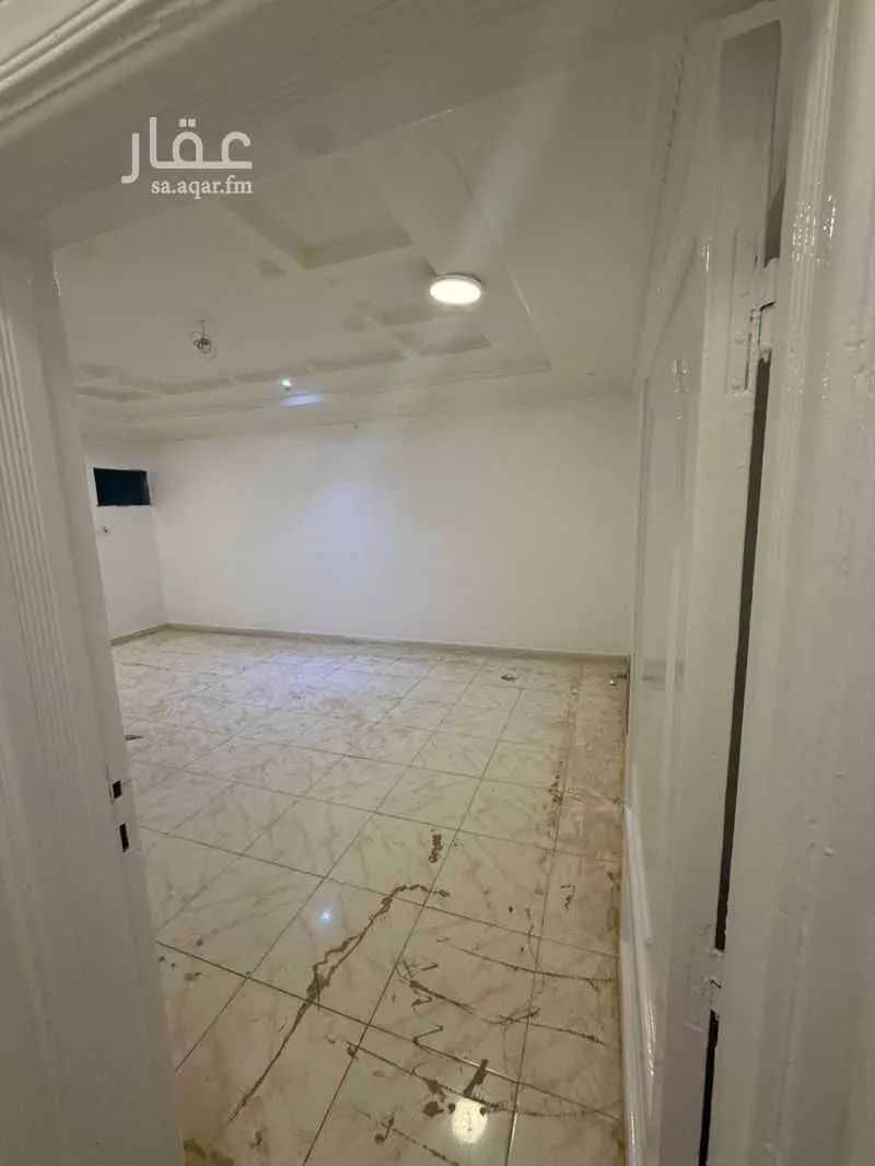 4 bedroom floor in Al Uraija Al Wusta 1
