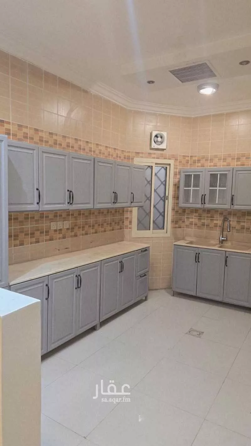 3 bedroom floor in Al Wadi 8