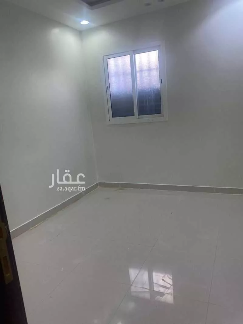 شقة 4 غرف في عكاظ 4