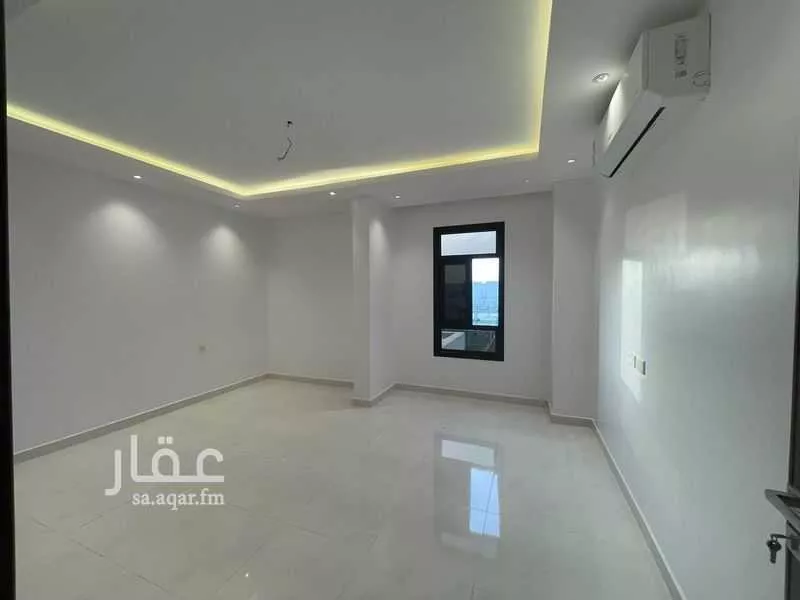 4 bedroom villa in Al Janadriyah 29