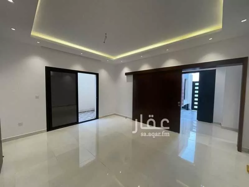 4 bedroom villa in Al Janadriyah 10