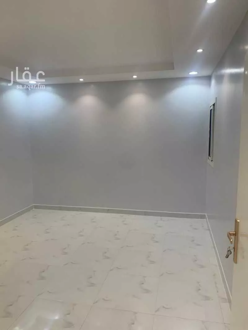 2 bedroom floor in Dhahrat Laban 7