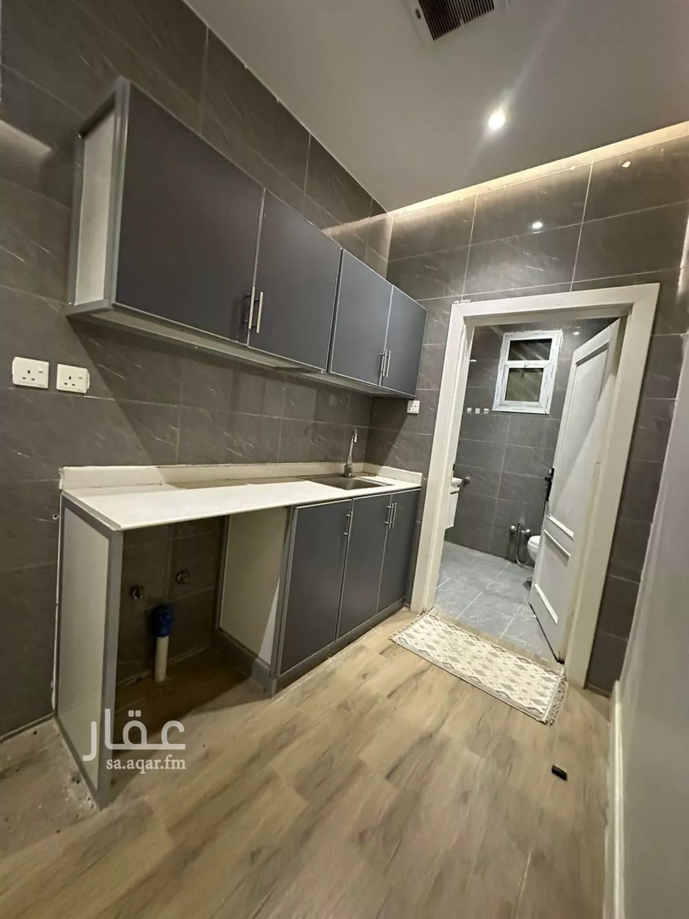 1 bedroom apartment in Al Nuzhah 9