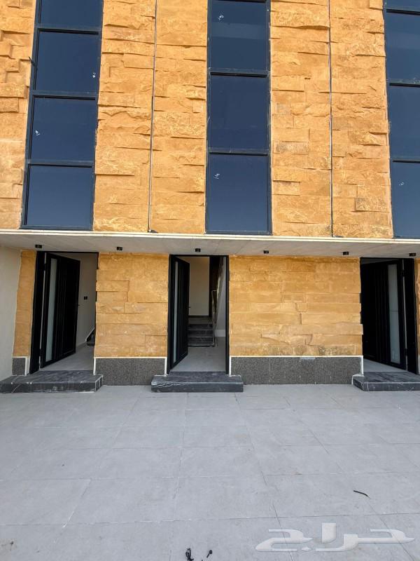 5 bedroom apartment in Al Hazm 2