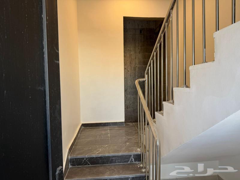 5 bedroom apartment in Al Hazm 3