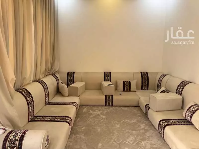 فيلا 6 غرف في بدر 3