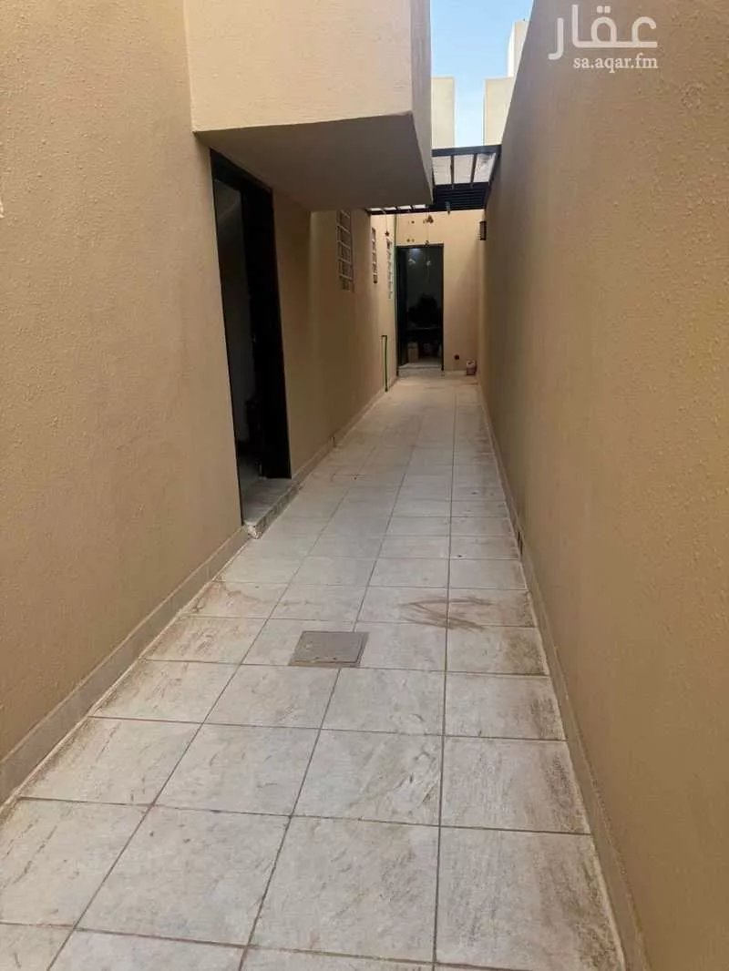 فيلا 7 غرف في بدر 5