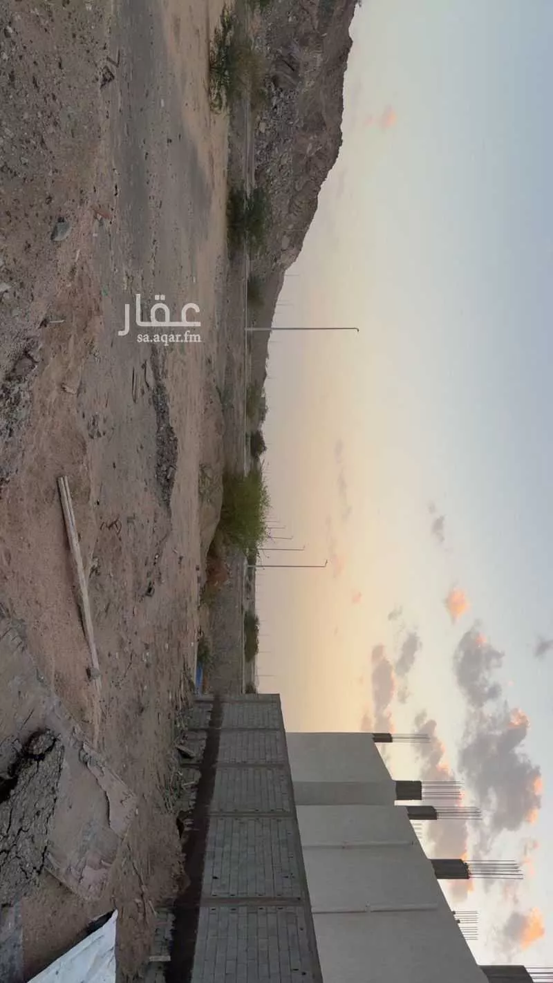 أرض 600 م² في العكيشية