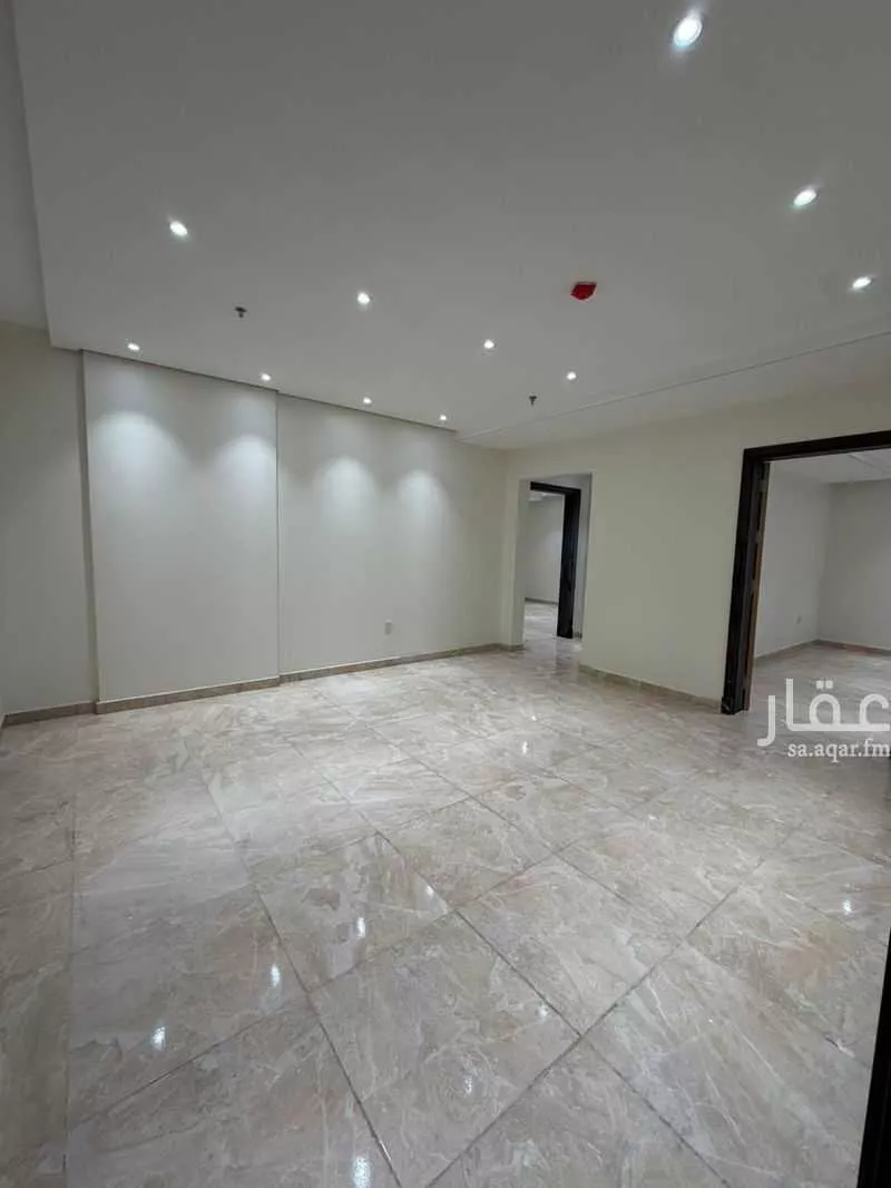 3 bedroom apartment in Al Malqa 6