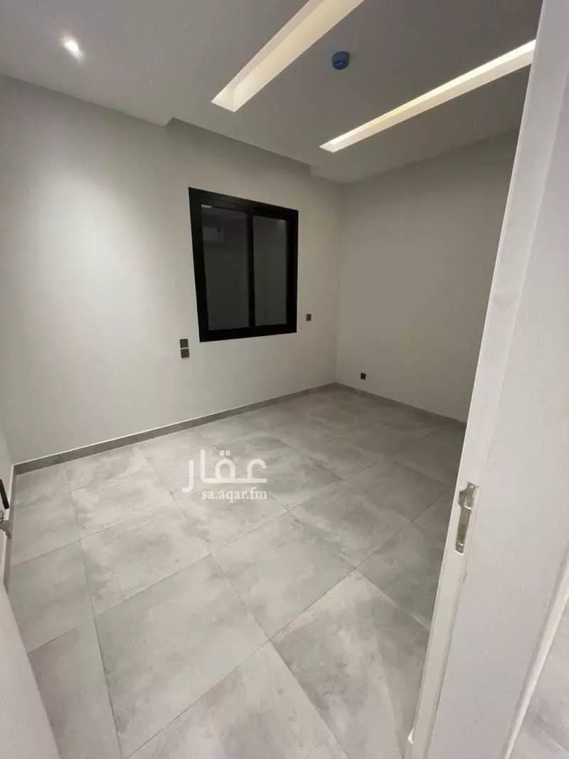 3 bedroom apartment in Al Malqa 8