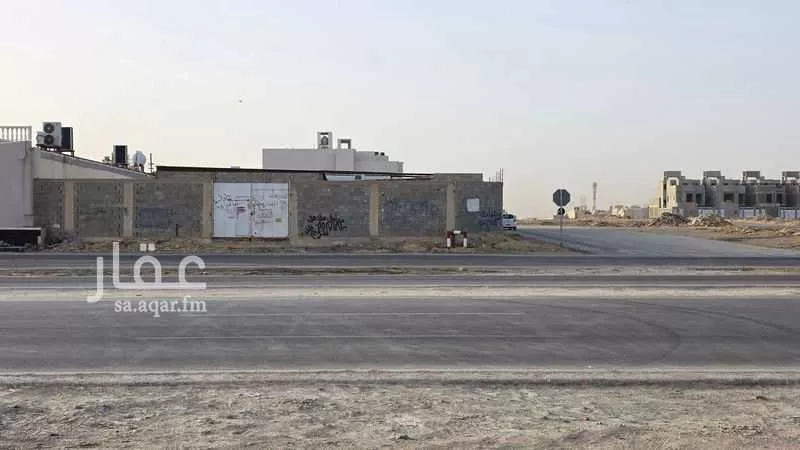 أرض 918 م² في العارض 1