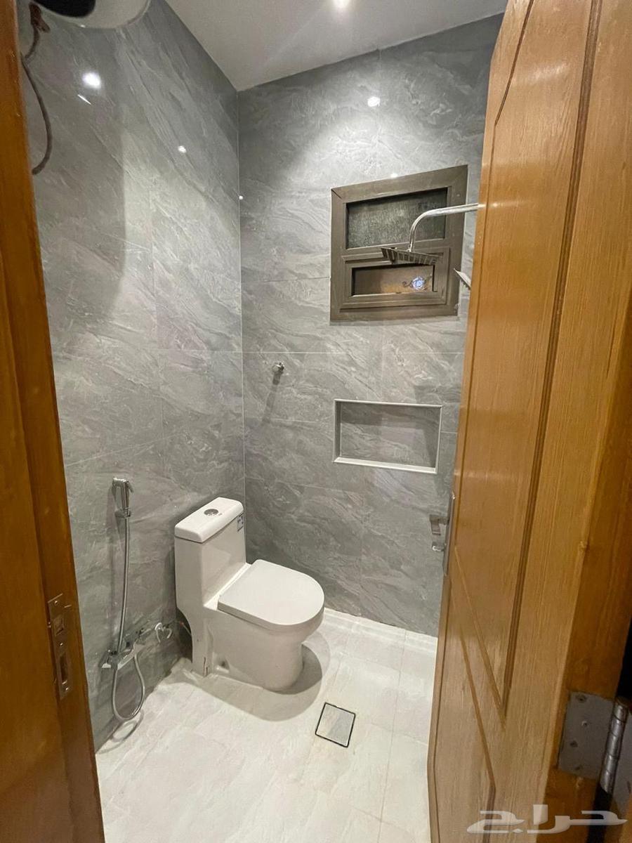 شقة 3 غرف في الرمال 4