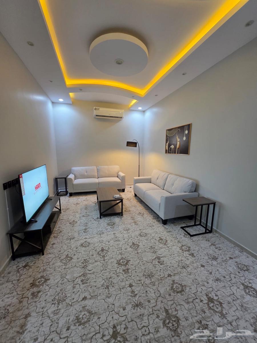 شقة 3 غرف في الرمال 1