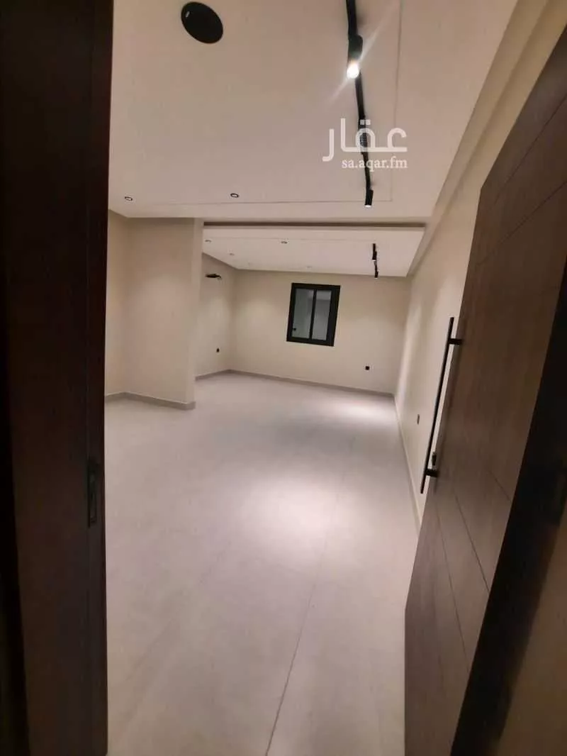 شقة 4 غرف في النزهة 5