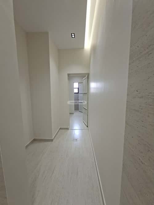 5 bedroom floor in Al Janadriyah 4