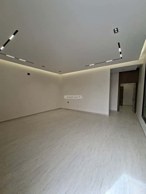 5 bedroom floor in Al Janadriyah 10