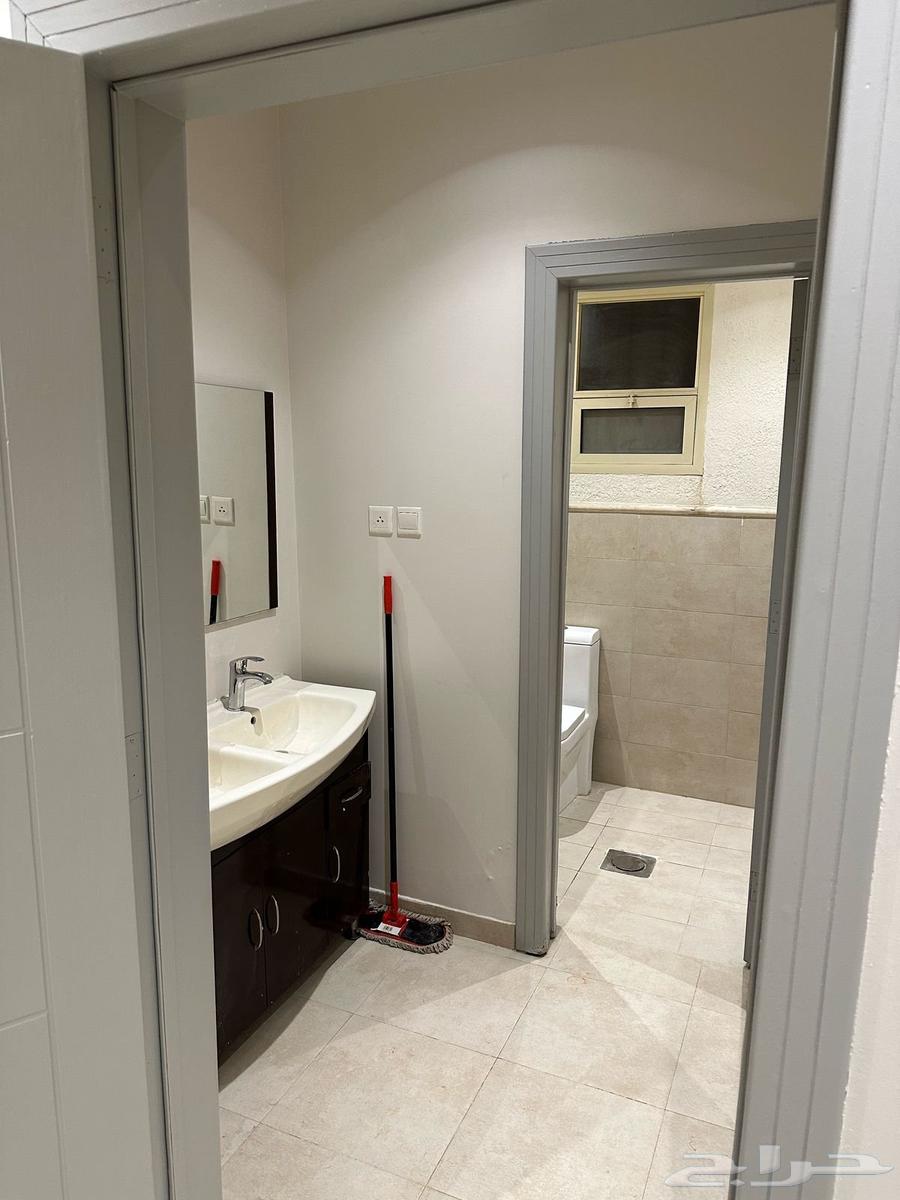 فيلا 4 غرف في الياسمين 5