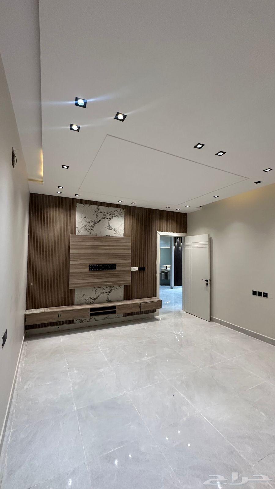 فيلا 9 غرف في الرمال 1