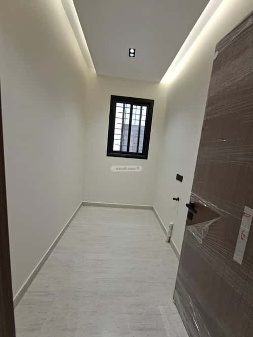 5 bedroom floor in Al Janadriyah 4
