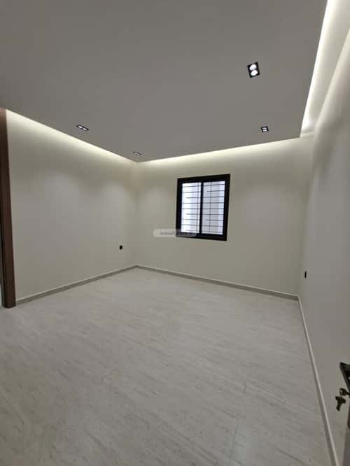 5 bedroom floor in Al Janadriyah 2