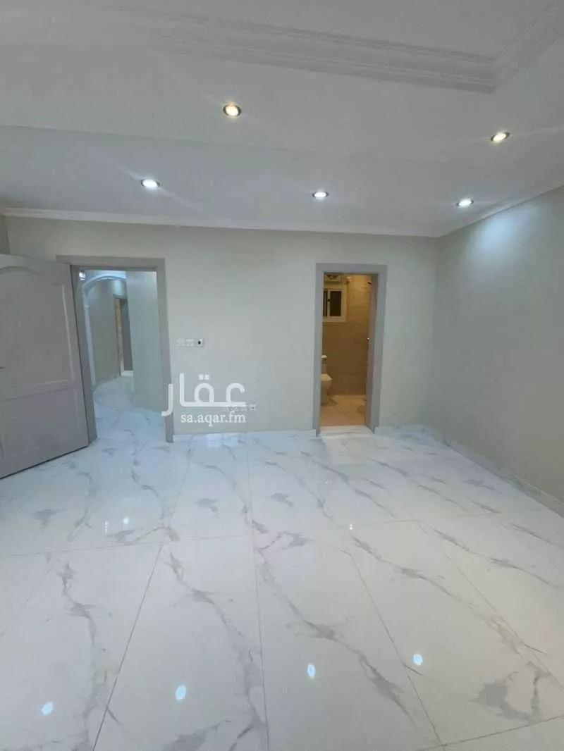 5 bedroom apartment in Al Rabwa, Jeddah 7