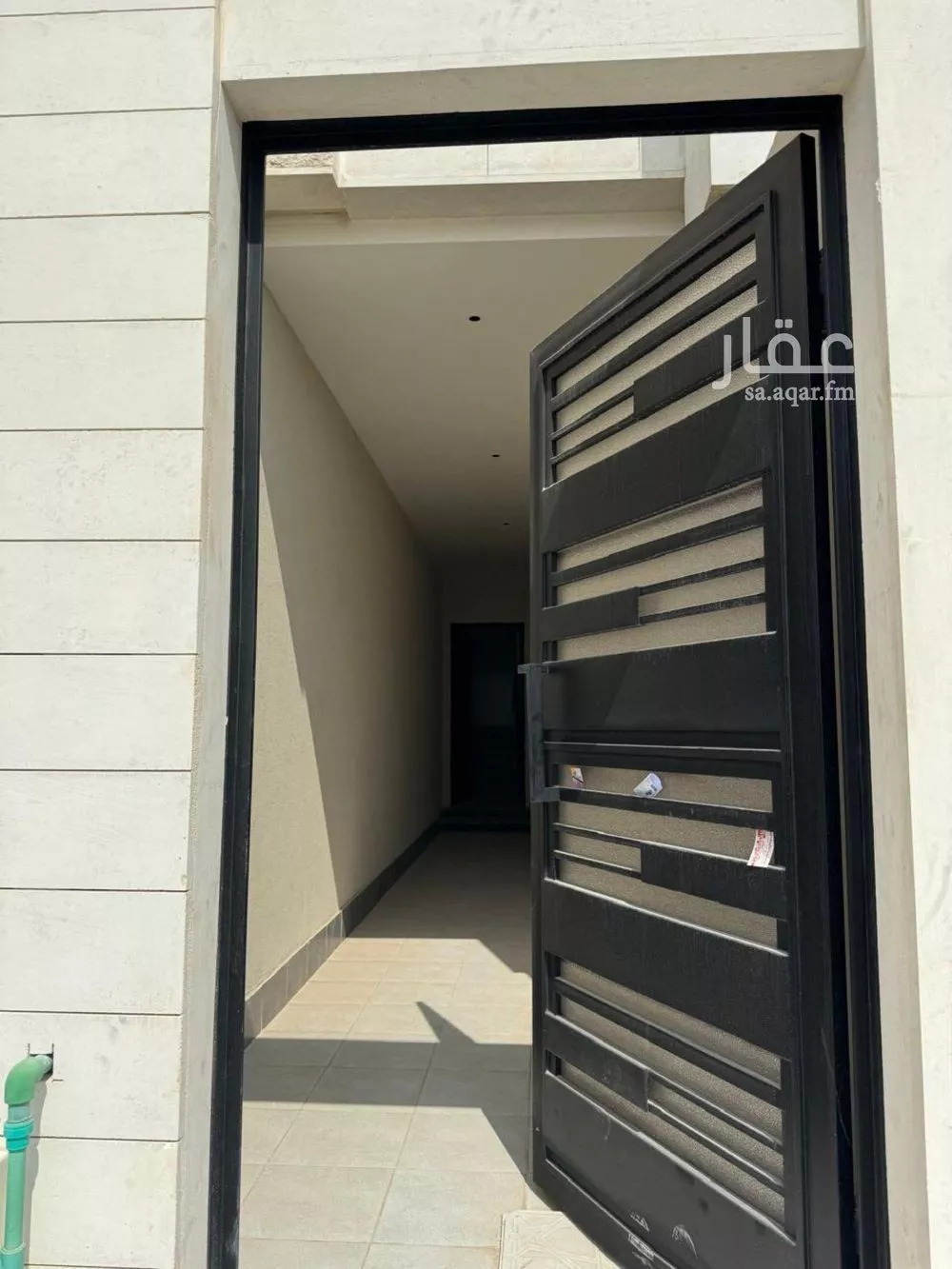 5 bedroom apartment in Irqah 3